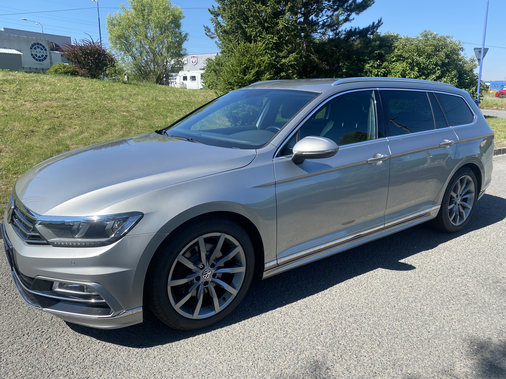 VW PASSAT 2.0TDi-R-line,FULL LED,1.maj