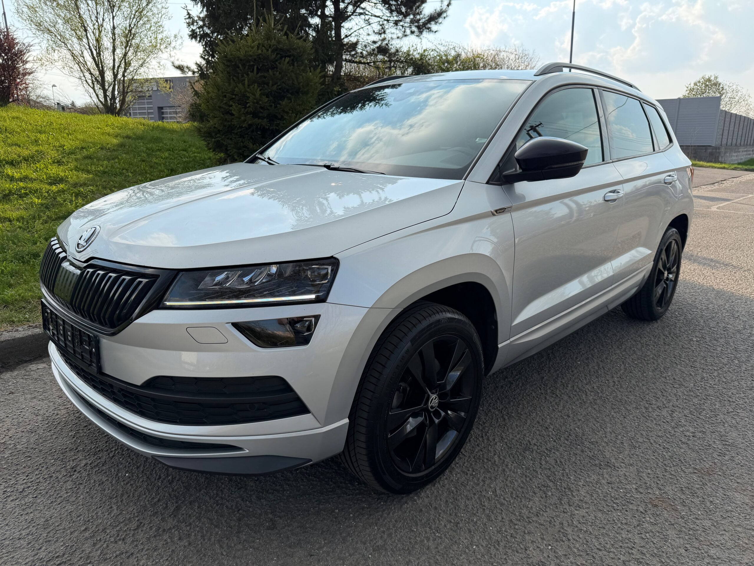 Škoda Karoq Sportline 1.5TSi – dsg,110kw,panorama, 1.maj
